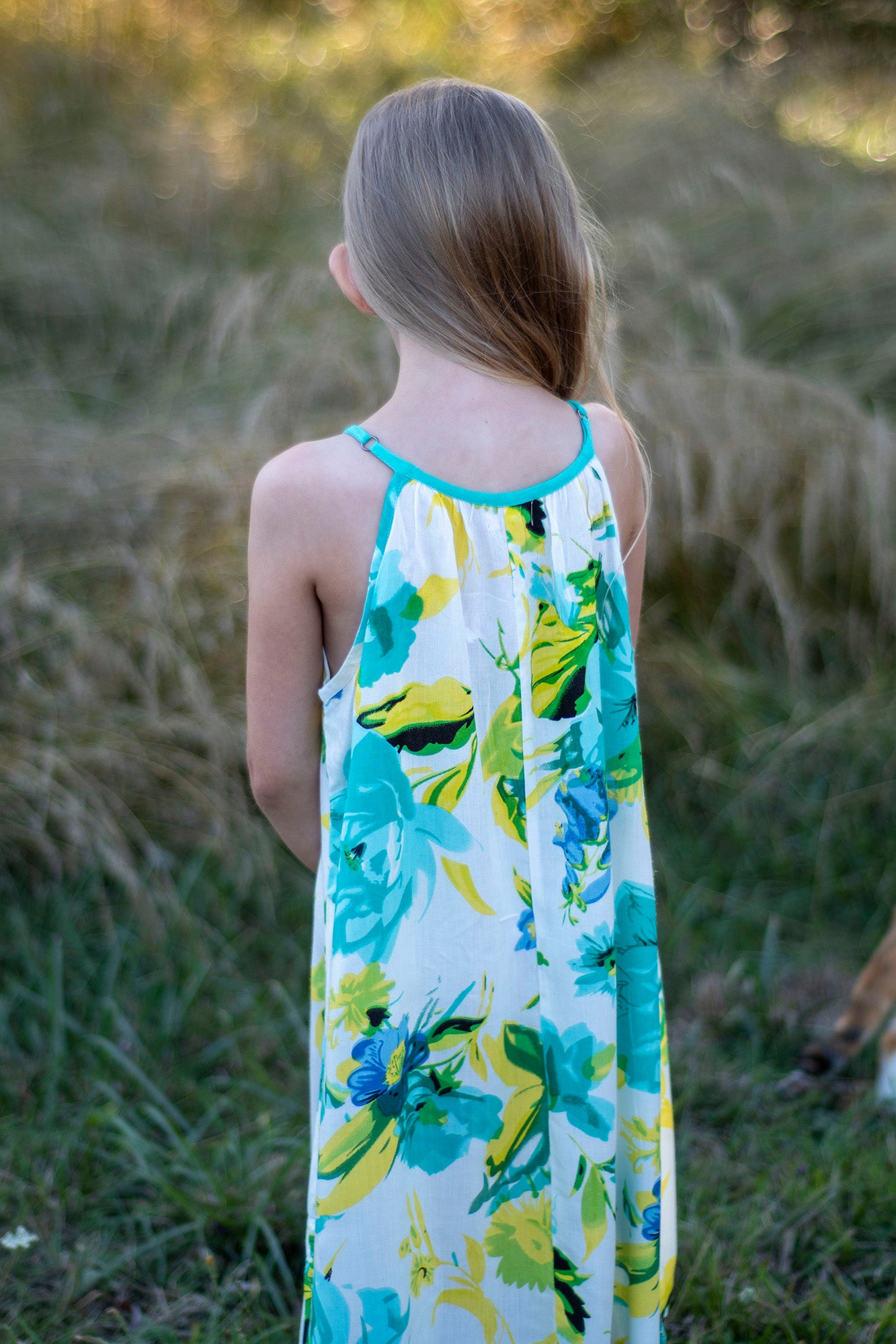 Robe fille à bretelles imprimé fleurs